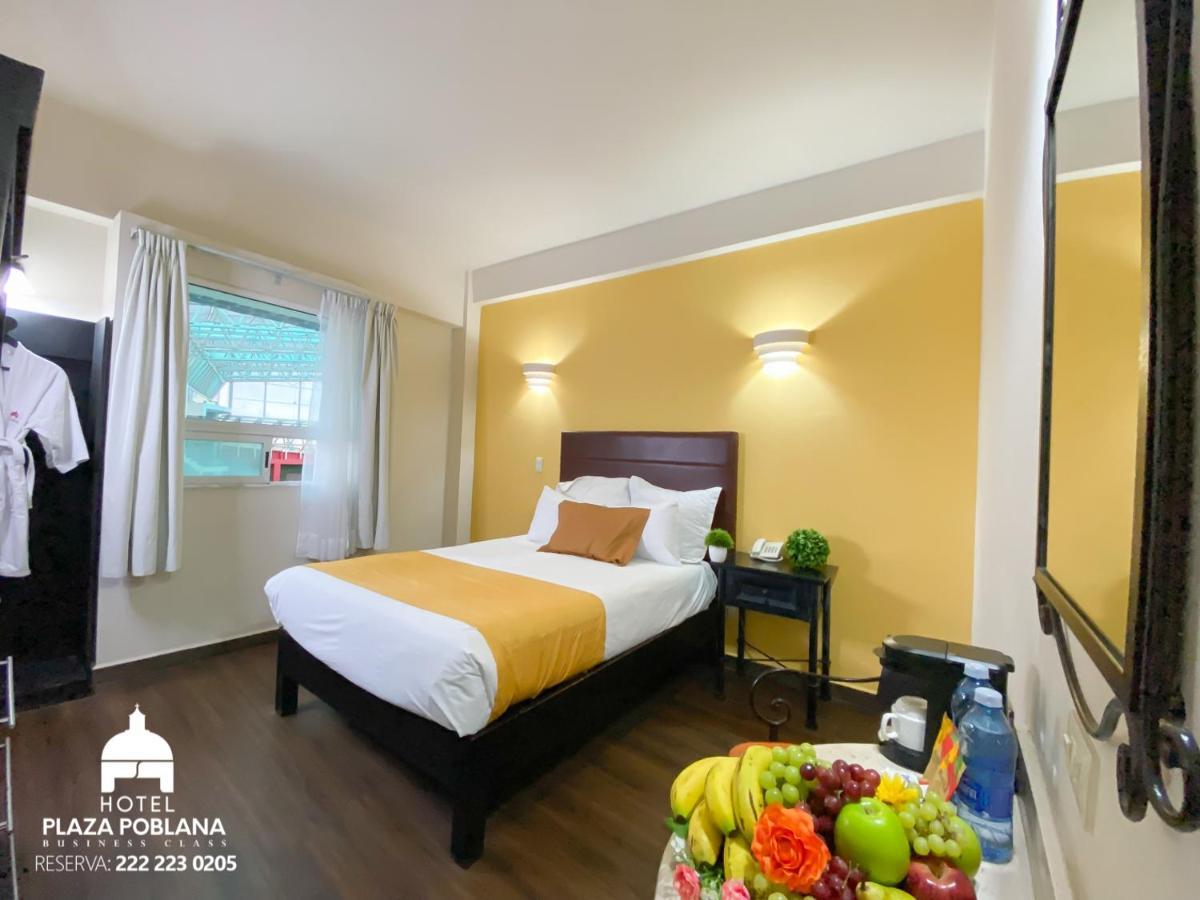 Plaza Poblana Hotel ปวยบลา ภายนอก รูปภาพ
