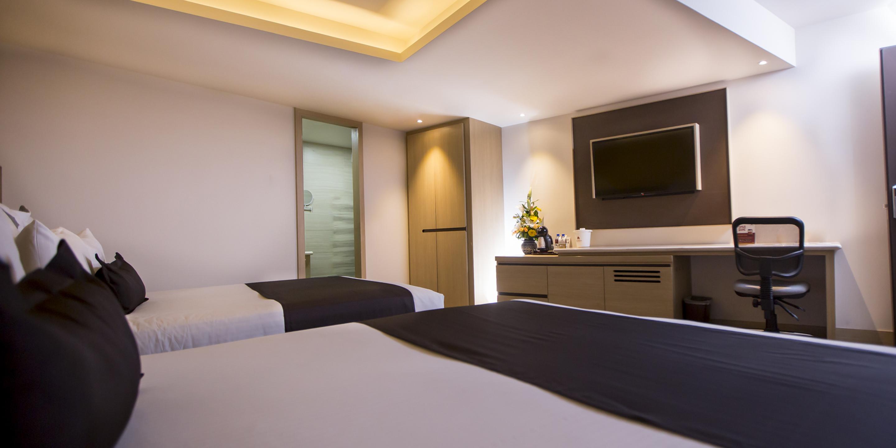 Plaza Poblana Hotel ปวยบลา ภายนอก รูปภาพ