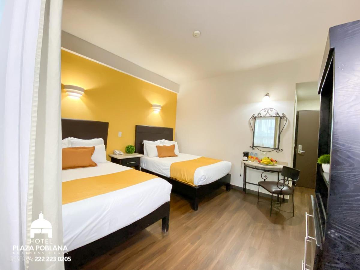 Plaza Poblana Hotel ปวยบลา ภายนอก รูปภาพ