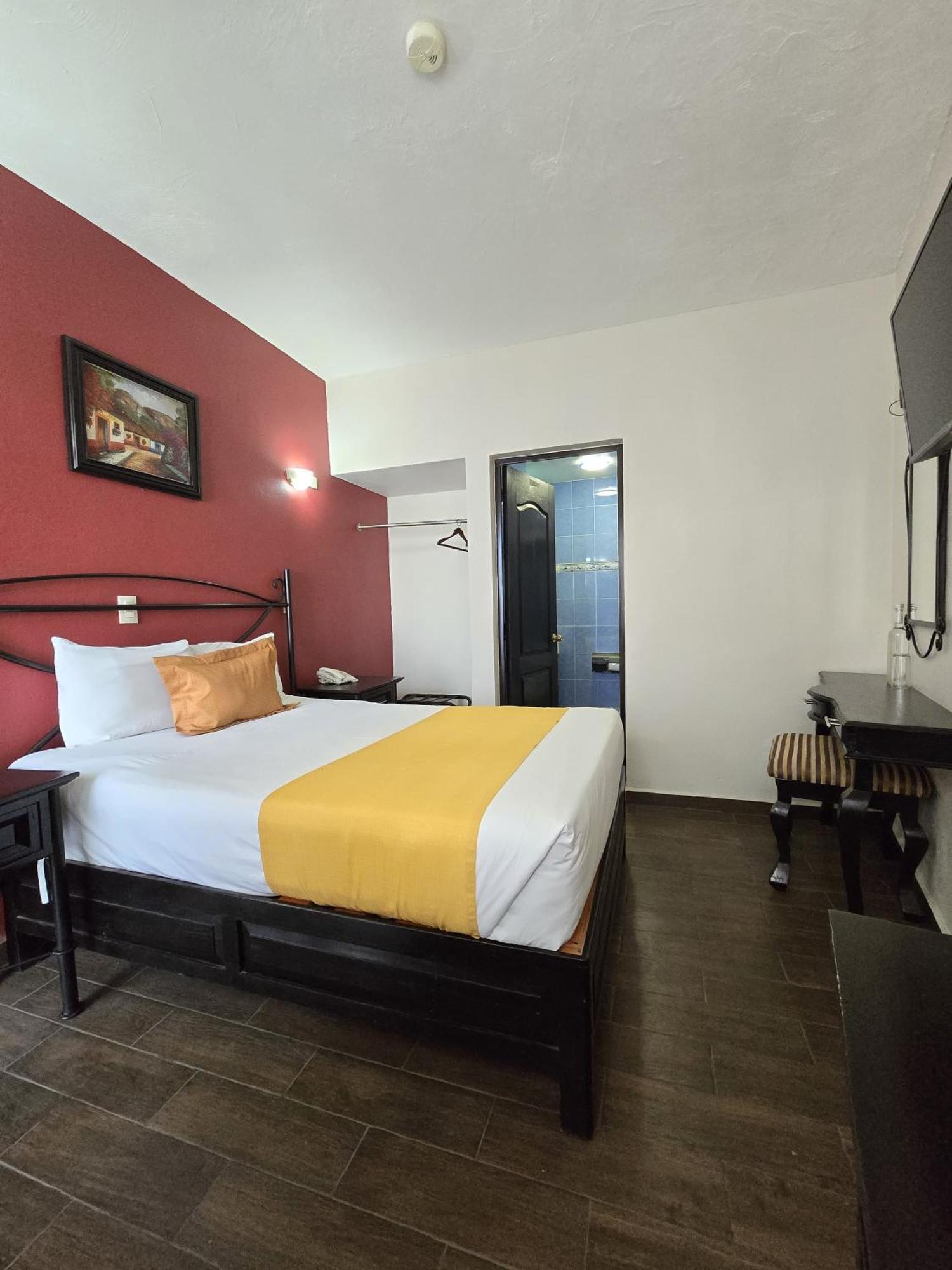 Plaza Poblana Hotel ปวยบลา ภายนอก รูปภาพ