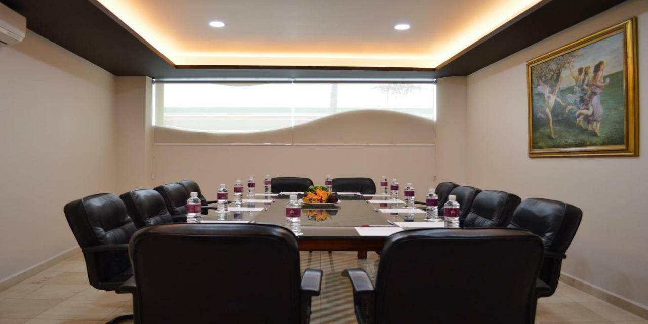 Plaza Poblana Hotel ปวยบลา ภายนอก รูปภาพ